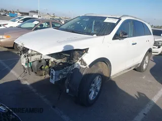 2019 Kia Sorento S V6 with VIN 5XYPG4A57KG532483, listed as a IAAI auction lot 41279048 with 1 mi miles. Bid and sale history available at carsss.com. Image 17.