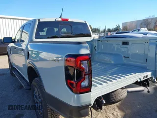 2024 Ford Ranger XLT with VIN 1FTER4GH3RLE33483, listed as a IAAI auction lot 41254447 with 1,938 mi miles. Bid and sale history available at carsss.com. Image 3.