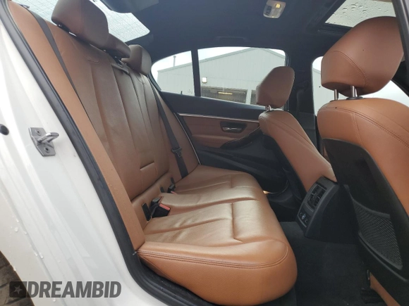 2017 BMW 3 Series 330i xDrive with VIN WBA8D9C3XHA004934, listed as a Copart auction lot 55471215 with 91,825 mi miles and Salvage title. Bid and sale history available at DreamBid. Image 10.