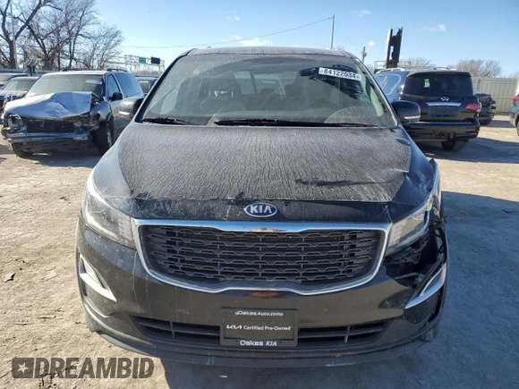 2020 Kia Sedona LX with VIN KNDMB5C10L6642216, listed as a Copart auction lot 84122934 with 92,017 mi miles and Salvage Title. Bid and sale history available at carsss.com. Image 5.
