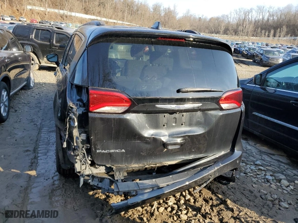 2019 Chrysler Pacifica Touring Plus with VIN 2C4RC1FG8KR679002, listed as a Copart auction lot 48704345 with 63,495 mi miles and Salvage Title. Bid and sale history available at carsss.com. Image 6.