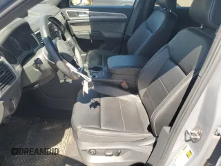 2021 Volkswagen Atlas SE с VIN 1V2WC2CA5MC206368, выставлен на аукционе Copart как лот 53449935 с пробегом 71 831 миль миль и Списание • Salvage title. История ставок и продаж доступна на DreamBid. Изображение 7.