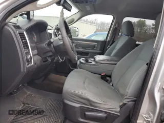 2013 Ram 2500 Big Horn z VIN 3C6UR5DL6DG569520, wystawiony jako Copart lot #53204785 z przebiegiem 231 636 mil mil oraz Szkoda całkowita • Salvage title. Historia ofert i sprzedaży dostępna na DreamBid. Obrazek 7.