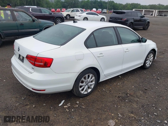 2015 Volkswagen Jetta SE с VIN 3VWD17AJ9FM283435, выставлен на аукционе IAAI как лот 42738541 с пробегом 102 601 миль миль и . История ставок и продаж доступна на DreamBid. Изображение 4.