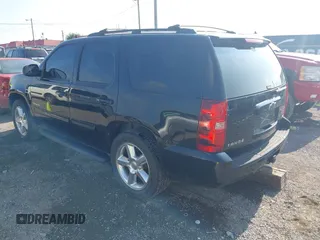 2012 Chevrolet Tahoe LS z VIN 1GNSCAE04CR271133, wystawiony jako IAAI lot #42739581 z przebiegiem 172 439 mil mil oraz . Historia ofert i sprzedaży dostępna na DreamBid. Obrazek 3.