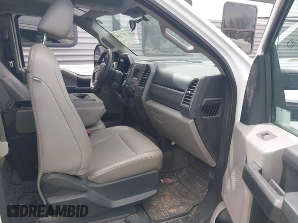 2020 Ford F-350 with VIN 1FT7X3B65LEE21801, listed as a IAAI auction lot 41972447 with Not Provided miles and . Bid and sale history available at DreamBid. Image 5.
