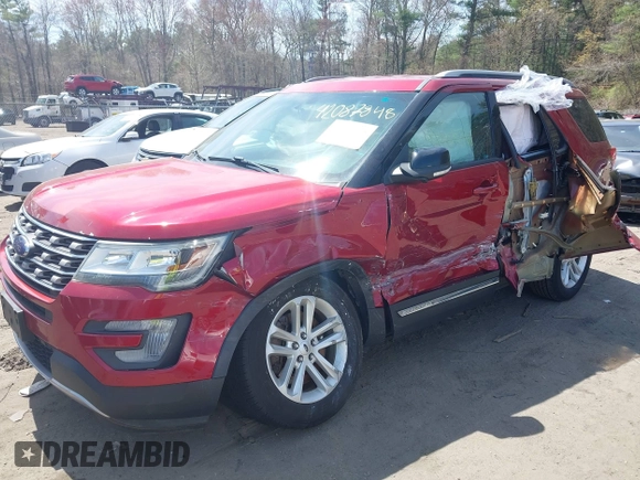 2016 Ford Explorer XLT with VIN 1FM5K7D85GGC85722, listed as a IAAI auction lot 42087848 with 135,872 mi miles and . Bid and sale history available at carsss.com. Image 2.
