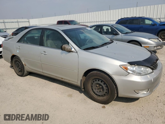 2006 Toyota Camry LE z VIN 4T1BF30K66U115872, wystawiony jako Copart lot #60526695 z przebiegiem 164 561 mil mil oraz Szkoda całkowita • Salvage title. Historia ofert i sprzedaży dostępna na DreamBid. Obrazek 4.