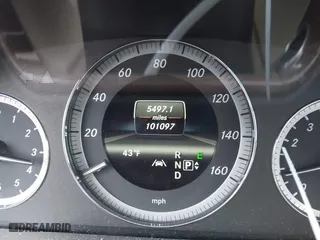 2013 Mercedes-Benz E-Class E 350 Luxury with VIN WDDHF8JB7DA708803, listed as a IAAI auction lot 41559901 with 101,097 mi miles. Bid and sale history available at carsss.com. Image 15.