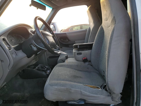 2000 Ford Ranger XL with VIN 1FTYR14VXYTB11198, listed as a Copart auction lot 86447574 with 236,343 mi miles and Clean Title. Bid and sale history available at carsss.com. Image 7.