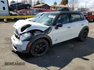2014 MINI Countryman S z VIN WMWZC5C53EWP35799, wystawiony jako Copart lot #49514145 z przebiegiem 54 992 mil mil oraz Szkoda całkowita • Salvage title. Historia ofert i sprzedaży dostępna na DreamBid. Obrazek 1.