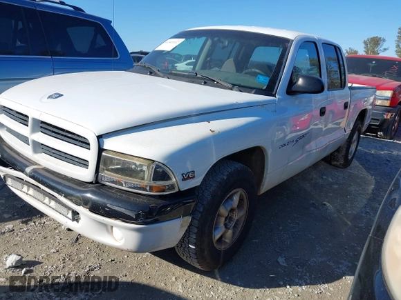 2000 Dodge Dakota Sport with VIN 1B7GL2AX0YS688465, listed as a IAAI auction lot 41341012 with 283,467 mi miles and . Bid and sale history available at DreamBid. Image 2.