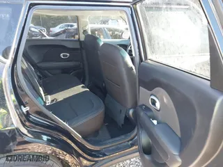 2018 Kia Soul + with VIN KNDJP3A53J7540544, listed as a IAAI auction lot 41184460 with 99,000 mi miles. Bid and sale history available at carsss.com. Image 8.