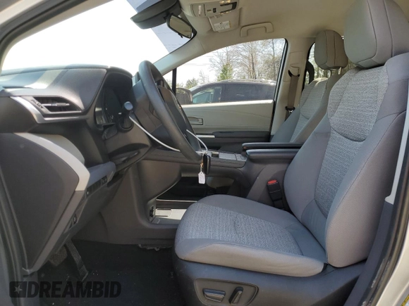 2022 Toyota Sienna LE z VIN 5TDKRKEC0NS098044, wystawiony jako Copart lot #53619535 z przebiegiem 59 252 mil mil oraz Szkoda całkowita • Salvage title. Historia ofert i sprzedaży dostępna na DreamBid. Obrazek 7.
