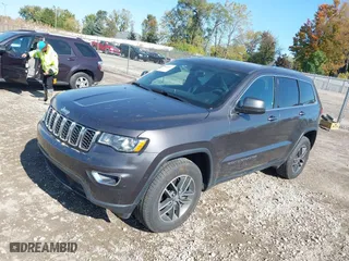 2018 Jeep Grand Cherokee Upland with VIN 1C4RJFAG0JC367628, listed as a IAAI auction lot 40614951 with 85,836 mi miles. Bid and sale history available at carsss.com. Image 17.