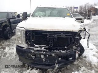 2023 Ford F-350 XL z VIN 1FD8W3HT3PEC57373, wystawiony jako Copart lot #76634964 z przebiegiem 17 090 mil mil oraz Szkoda całkowita • Salvage title. Historia ofert i sprzedaży dostępna na DreamBid. Obrazek 5.