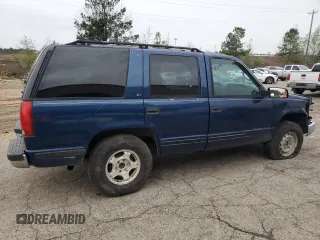 1998 GMC Yukon with VIN 1GKEK13R5WR514208, listed as a Copart auction lot 49724615 with 260,788 mi miles and Salvage Title. Bid and sale history available at carsss.com. Image 3.