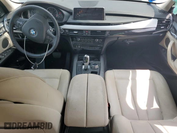 2014 BMW X5 xDrive35i z VIN 5UXKR0C54E0K46819, wystawiony jako Copart lot #54607325 z przebiegiem 135 489 mil mil oraz Szkody całkowita. Historia ofert i sprzedaży dostępna na DreamBid. Obrazek 8.