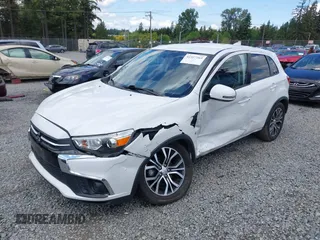2018 Mitsubishi Outlander ES z VIN JA4AP3AU1JZ005296, wystawiony jako IAAI lot #42327265 z przebiegiem 91 300 mil mil oraz . Historia ofert i sprzedaży dostępna na DreamBid. Obrazek 2.
