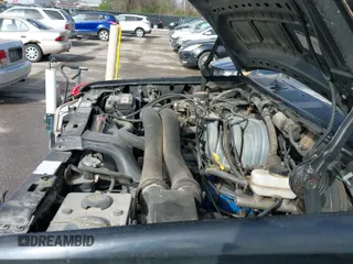 1992 Ford F-150 с VIN 1FTEX14N9NKA08784, выставлен на аукционе IAAI как лот 40251438 с пробегом Не указан миль и . История ставок и продаж доступна на DreamBid. Изображение 13.