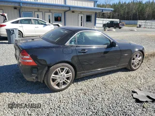 2004 Mercedes-Benz SLK-Class with VIN WDBKK65F74F304950, listed as a Copart auction lot 46674125 with 91,574 mi miles and Salvage Title. Bid and sale history available at carsss.com. Image 3.