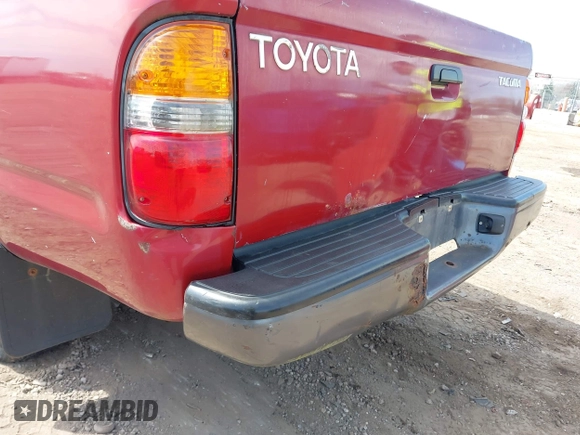 2002 Toyota Tacoma with VIN 5TENL42N42Z882581, listed as a IAAI auction lot 42116408 with 136,126 mi miles. Bid and sale history available at carsss.com. Image 6.