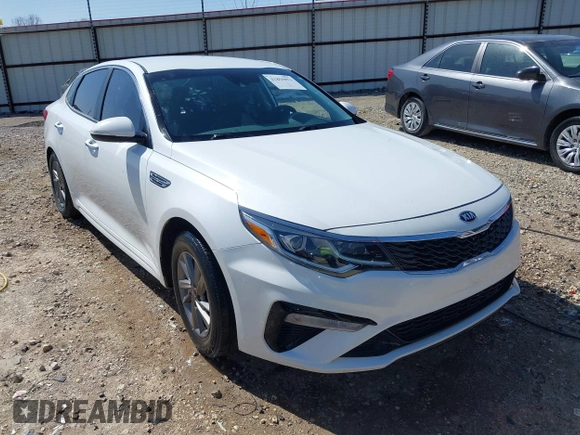2020 Kia Optima LX with VIN 5XXGT4L34LG394642, listed as a IAAI auction lot 41850853 with 90,379 mi miles. Bid and sale history available at carsss.com. Image 1.