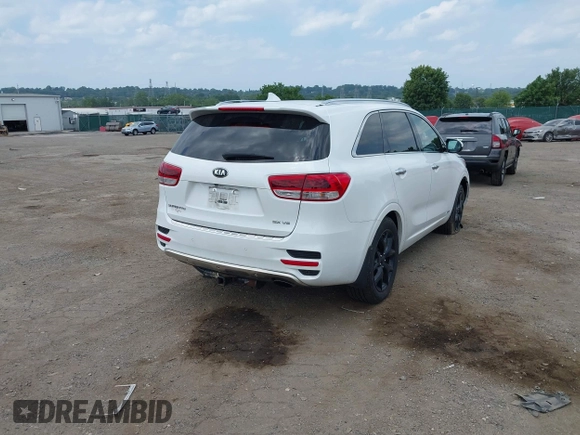 2018 Kia Sorento SX Limited with VIN 5XYPKDA55JG429852, listed as a IAAI auction lot 42823592 with 84,317 mi miles and . Bid and sale history available at DreamBid. Image 4.