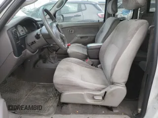 2003 Toyota Tacoma z VIN 5TEVL52N03Z166347, wystawiony jako Copart lot #50922215 z przebiegiem 227 396 mil mil oraz Czysty tytuł • Clean title. Historia ofert i sprzedaży dostępna na DreamBid. Obrazek 7.