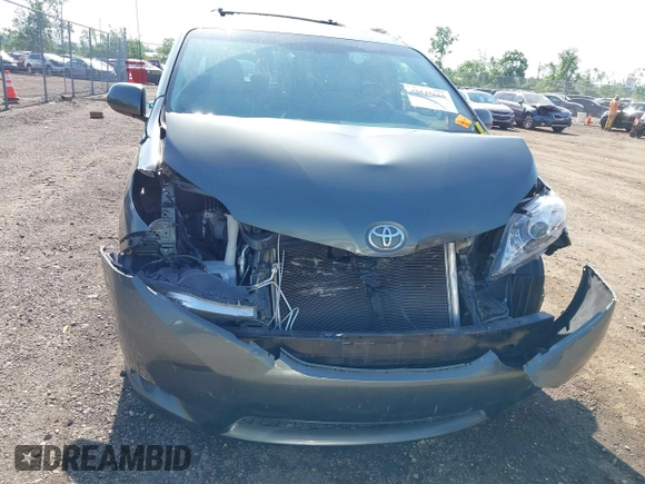 2014 Toyota Sienna XLE with VIN 5TDYK3DC6ES414892, listed as a IAAI auction lot 42545666 with 135,805 mi miles and . Bid and sale history available at DreamBid. Image 6.