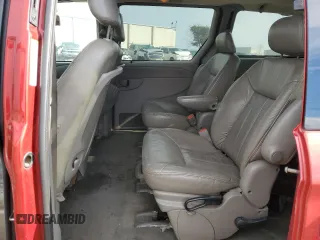 2001 Dodge Caravan ES with VIN 2B8GP54L31R220067, listed as a Copart auction lot 46812665 with 209,684 mi miles and Non Repairable. Bid and sale history available at carsss.com. Image 11.