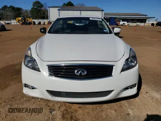 2014 Infiniti Q60 with VIN JN1CV6FE6EM901221, listed as a Copart auction lot 48051285 with 117,304 mi miles and Salvage Title. Bid and sale history available at DreamBid. Image 5.