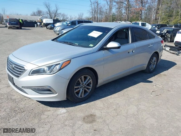 2015 Hyundai Sonata 2.4L SE with VIN 5NPE24AF0FH161034, listed as a IAAI auction lot 41640925 with 223,268 mi miles. Bid and sale history available at carsss.com. Image 2.