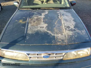 1996 Ford Crown Victoria LX with VIN 2FALP74W0TX129092, listed as a Copart auction lot 80364334 with 135,563 mi miles and Clean Title. Bid and sale history available at carsss.com. Image 11.