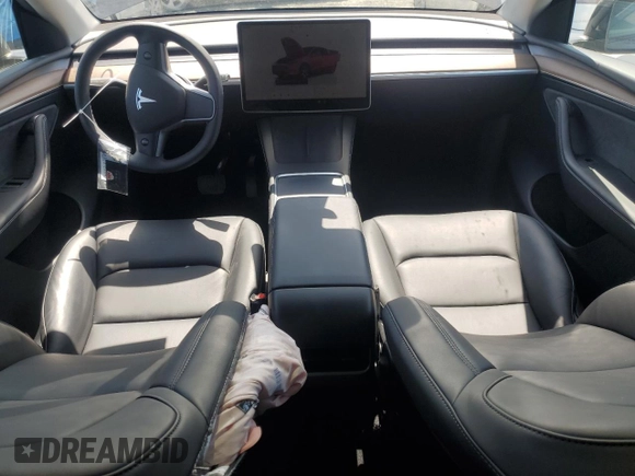 2024 Tesla Model Y с VIN 7SAYGDEDXRF095167, выставлен на аукционе Copart как лот 61676245 с пробегом 12 988 миль миль и Списание • Salvage title. История ставок и продаж доступна на DreamBid. Изображение 8.