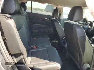 2018 Volkswagen Atlas SE with VIN 1V2CR2CA7JC563628, listed as a Copart auction lot 53817815 with 128,292 mi miles and Salvage title. Bid and sale history available at DreamBid. Image 11.