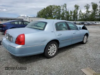 2007 Lincoln Town Car Signature Limited z VIN 1LNHM82W37Y623899, wystawiony jako Copart lot #57691315 z przebiegiem 181 687 mil mil oraz Szkoda całkowita • Salvage title. Historia ofert i sprzedaży dostępna na DreamBid. Obrazek 3.