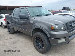 2004 Ford F-150 XLT with VIN 1FTPW14544KC27775, listed as a IAAI auction lot 41935541 with 2,690,365 mi miles. Bid and sale history available at carsss.com. Image 15.