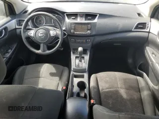2018 Nissan Sentra S z VIN 3N1AB7AP1JY241045, wystawiony jako Copart lot #48457365 z przebiegiem 137 867 mil mil oraz Szkoda całkowita • Salvage title. Historia ofert i sprzedaży dostępna na DreamBid. Obrazek 8.