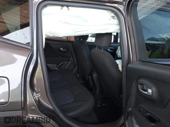 2020 Jeep Renegade Sport с VIN ZACNJAABXLPL61062, выставлен на аукционе IAAI как лот 42294424 с пробегом 45 950 миль миль и . История ставок и продаж доступна на DreamBid. Изображение 8.