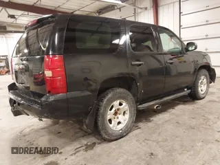 2013 Chevrolet Tahoe Commercial z VIN 1GNSK2E01DR331721, wystawiony jako IAAI lot #42093449 z przebiegiem 178 731 mil mil oraz . Historia ofert i sprzedaży dostępna na DreamBid. Obrazek 4.
