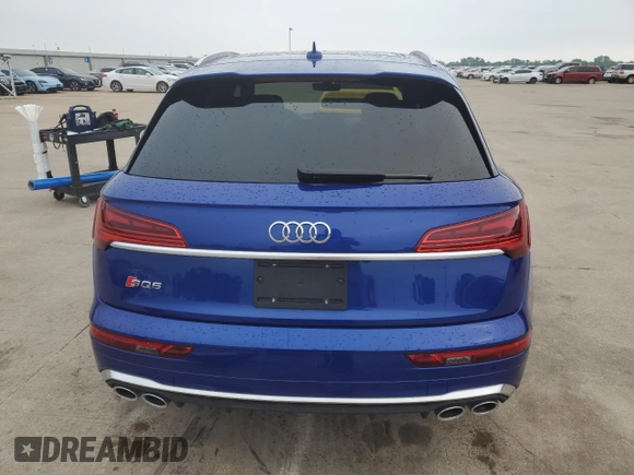 2022 Audi SQ5 Premium Plus with VIN WA1B4AFY3N2045083, listed as a Copart auction lot 74147484 with 11,033 mi miles and Salvage Title. Bid and sale history available at carsss.com. Image 6.
