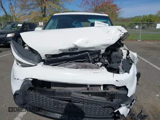 2016 Kia Soul z VIN KNDJN2A29G7256799, wystawiony jako IAAI lot #42097796 z przebiegiem 85 118 mil mil oraz . Historia ofert i sprzedaży dostępna na DreamBid. Obrazek 12.