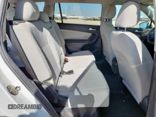 2021 Volkswagen Tiguan S with VIN 3VV1B7AX0MM016271, listed as a Copart auction lot 61288165 with 56,270 mi miles and Clean title. Bid and sale history available at DreamBid. Image 10.