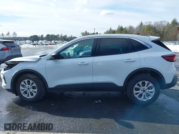 2024 Ford Escape Active with VIN 1FMCU9GN6RUA38504, listed as a IAAI auction lot 41658489 with 3,389 mi miles. Bid and sale history available at carsss.com. Image 14.