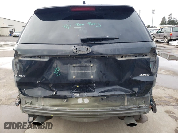 2018 Ford Explorer XLT z VIN 1FM5K8D8XJGC73918, wystawiony jako Copart lot #52388025 z przebiegiem 98 380 mil mil oraz Szkoda całkowita • Salvage title. Historia ofert i sprzedaży dostępna na DreamBid. Obrazek 6.