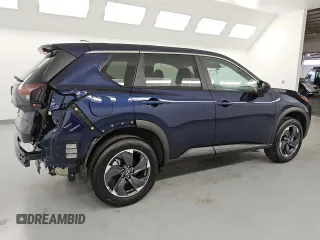 2025 Nissan Rogue SV with VIN 5N1BT3BA4SC825642, listed as a Copart auction lot 55176605 with 2,002 mi miles and Clean Title. Bid and sale history available at DreamBid. Image 3.