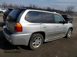 2007 GMC Envoy Denali with VIN 1GKET63M072110631, listed as a Copart auction lot 47081475 with 182,600 mi miles and Salvage Title. Bid and sale history available at carsss.com. Image 3.