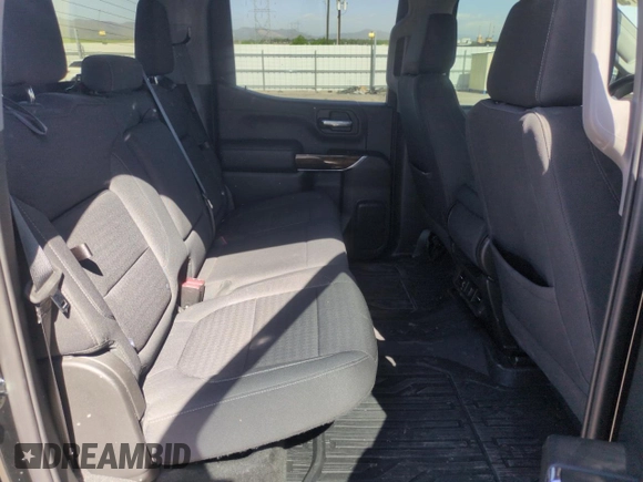 2021 GMC Sierra 1500 Elevation z VIN 1GTU9CET0MZ419219, wystawiony jako Copart lot #57103975 z przebiegiem 49 637 mil mil oraz Szkoda całkowita • Salvage title. Historia ofert i sprzedaży dostępna na DreamBid. Obrazek 10.