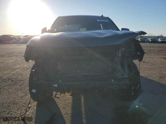 2021 Chevrolet Suburban High Country with VIN 1GNSKGKL0MR100370, listed as a Copart auction lot 42916425 with 100,541 mi miles and Salvage Title. Bid and sale history available at carsss.com. Image 5.